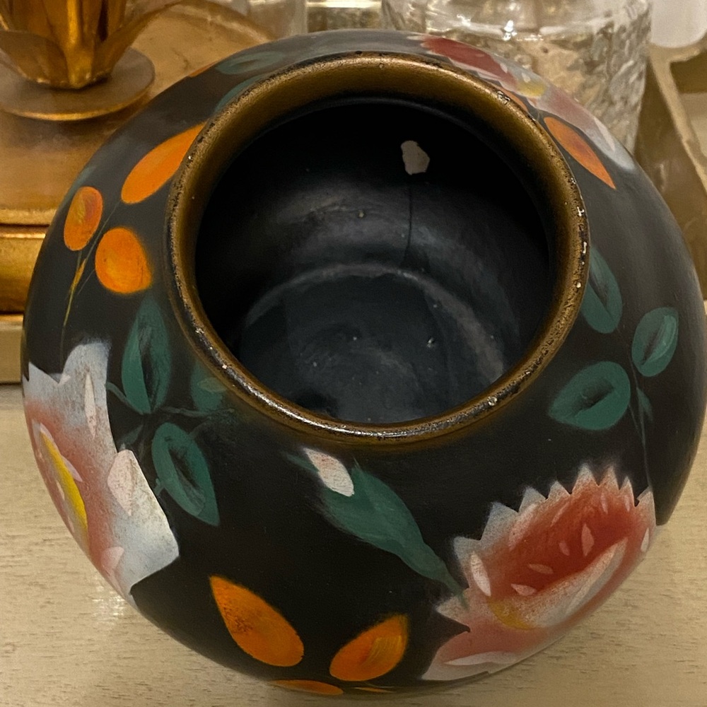 Vintage Brentleigh hand painted vase - Picture 3 of 7